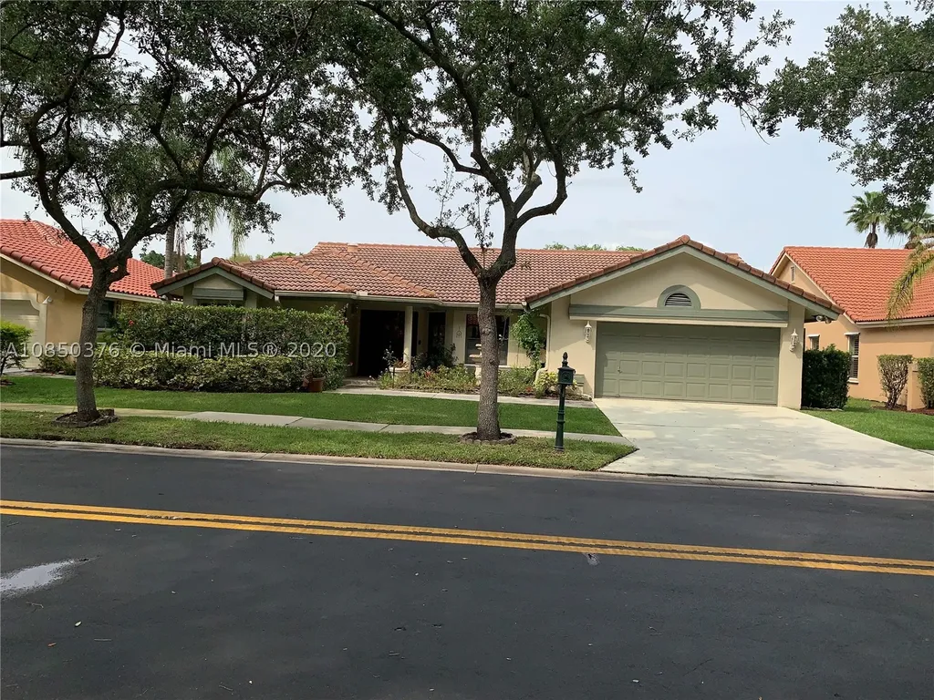 1591 Eastlake Way Weston FL 33326