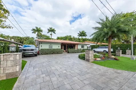11515 NE 6th Avenue Biscayne Park FL 33161