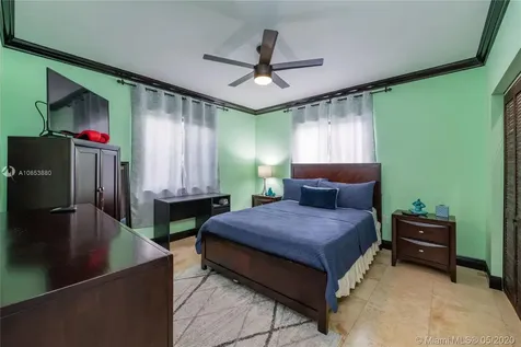 11515 NE 6th Avenue Biscayne Park FL 33161