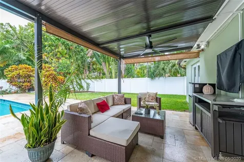11515 NE 6th Avenue Biscayne Park FL 33161