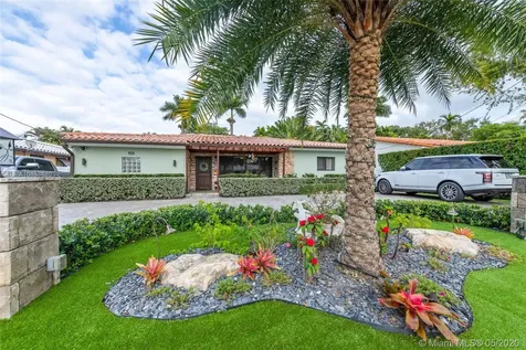 11515 NE 6th Avenue Biscayne Park FL 33161