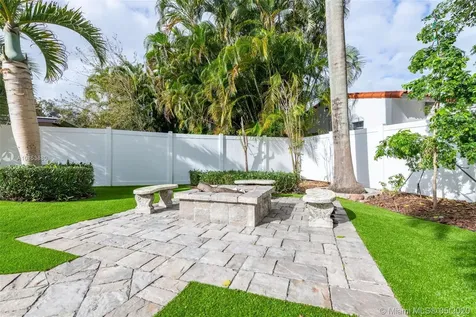 11515 NE 6th Avenue Biscayne Park FL 33161