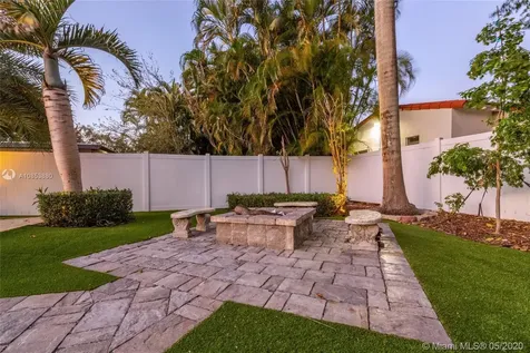 11515 NE 6th Avenue Biscayne Park FL 33161