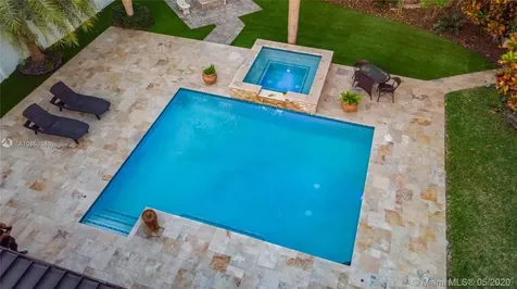 11515 NE 6th Avenue Biscayne Park FL 33161