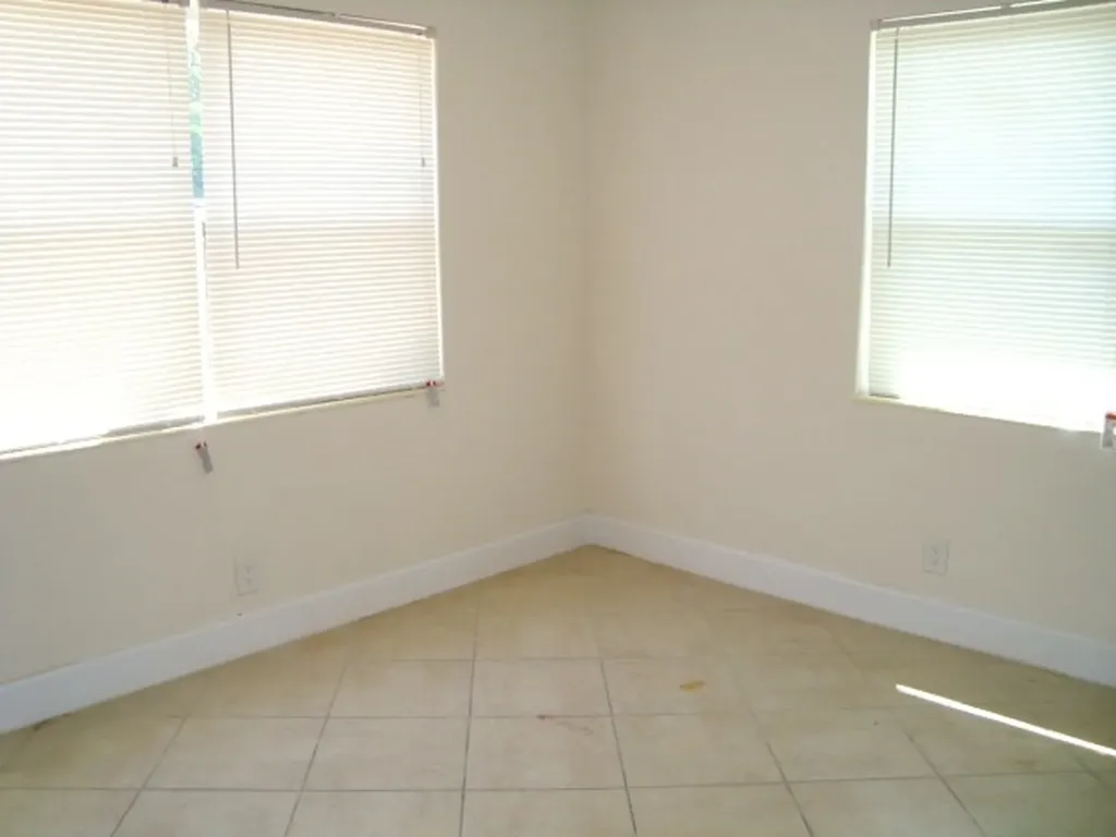 14554 SW 76th Street Miami FL 33183