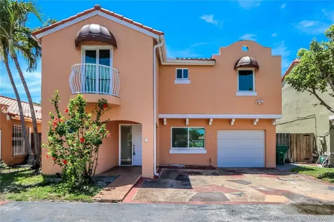 232 NW 85th Court Miami FL 33126
