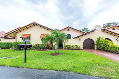 5292 Bolero Circle Delray Beach FL 33484