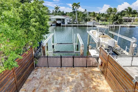 2141 NE 123rd Street North Miami FL 33181