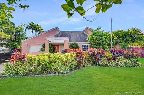 4970 SW 94th Way Cooper City FL 33328