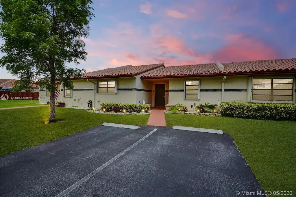 5813 SW 112th Terrace Cooper City FL 33330