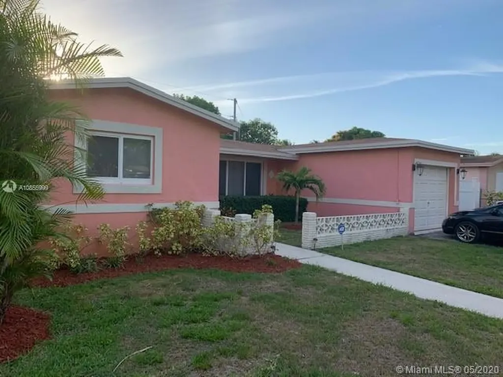 3961 NW 35th Terrace Lauderdale Lakes FL 33309