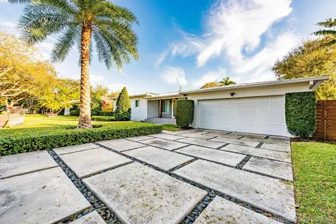 960 NE 97 Street Miami Shores FL 33138