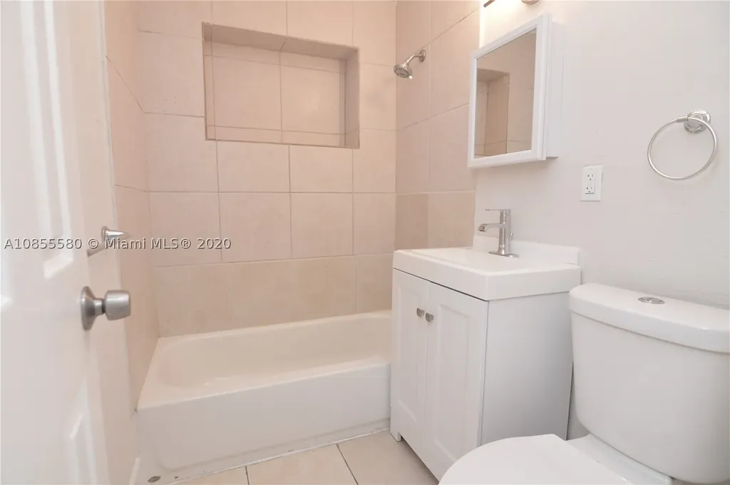 2207 SW 68th Terrace Miramar FL 33023