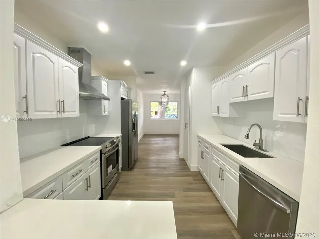 1020 NE 160th Street North Miami Beach FL 33162