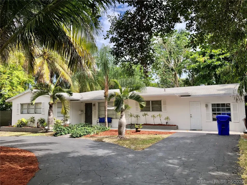 2638 Fillmore Street Hollywood FL 33020