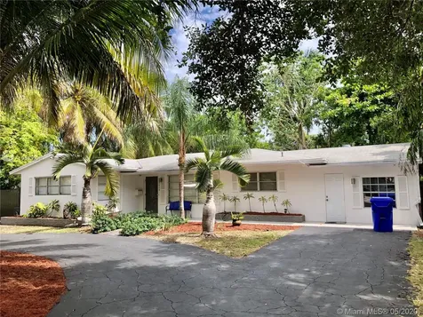 2638 Fillmore Street Hollywood FL 33020