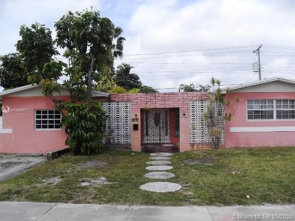 9831 SW 16th Terrace Miami FL 33165