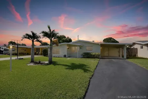 8200 NW 11th Street Pembroke Pines FL 33024