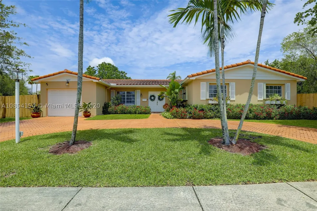 10385 SW 97th Street Miami FL 33176