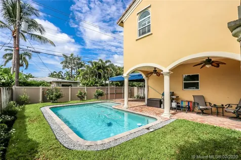 1250 Adams Street Hollywood FL 33019