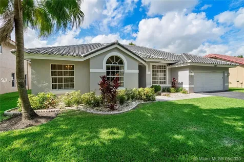 10621 NW 18th Drive Plantation FL 33322