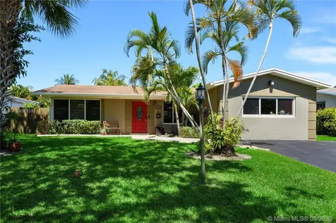 2200 N 34th Avenue Hollywood FL 33021