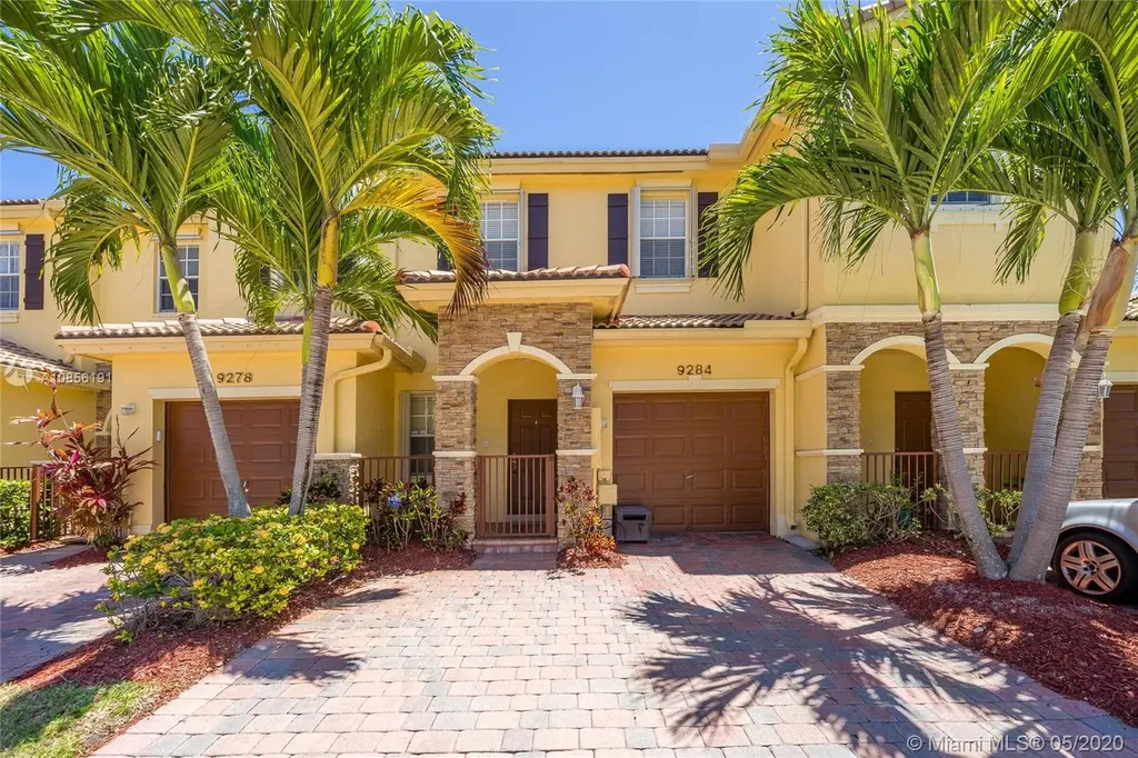 9284 SW 222nd Way Cutler Bay FL 33190