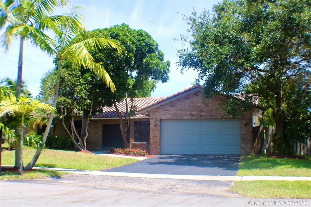 9101 NW 11th Court Plantation FL 33322