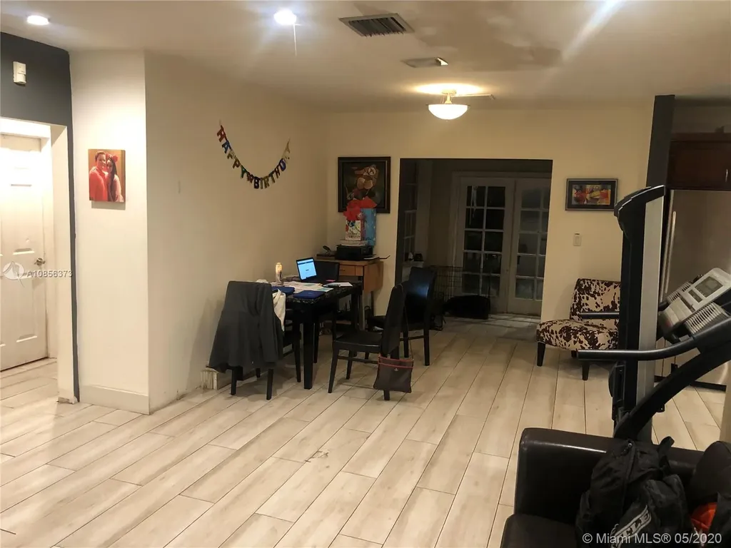 5932 SW 41st Street Miami FL 33155