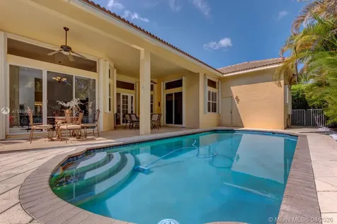 1638 Eagle Bend Weston FL 33327