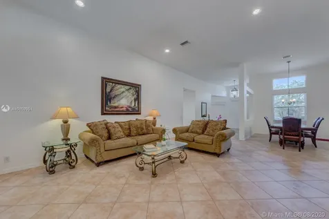1638 Eagle Bend Weston FL 33327
