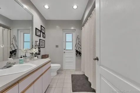 8270 SW 180th Street Palmetto Bay FL 33157