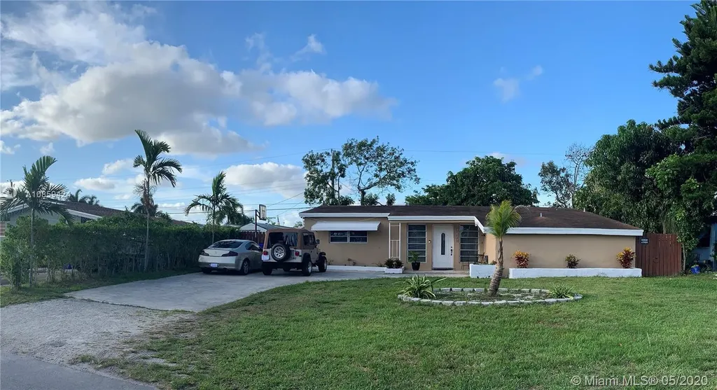 6720 Mckinley Street Hollywood FL 33024