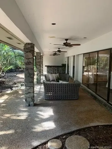 11050 Paradela Street Coral Gables FL 33156