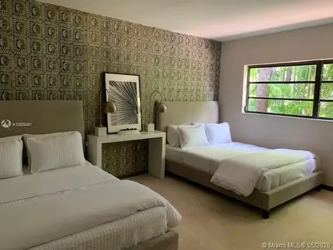 11050 Paradela Street Coral Gables FL 33156