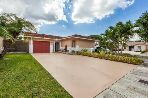 4700 SW 142nd Court Miami FL 33175