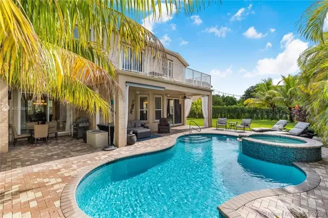 16718 SW 16th Street Pembroke Pines FL 33027