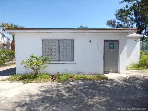 578 W 3rd Street Riviera Beach FL 33404