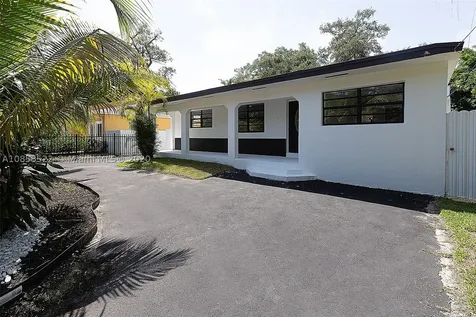 458 NE 165th Street Miami FL 33162