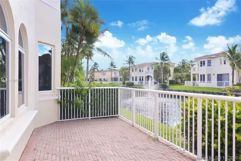 3098 NE 210th Terrace Aventura FL 33180