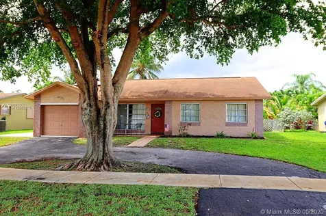 9501 Johnson Street Pembroke Pines FL 33024