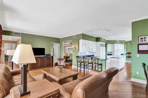 739 Crandon Boulevard Key Biscayne FL 33149