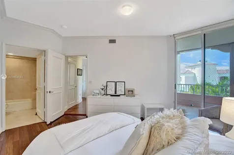 739 Crandon Boulevard Key Biscayne FL 33149