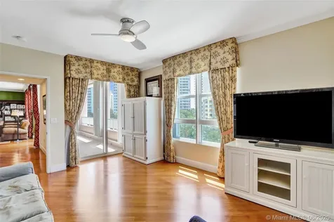 739 Crandon Boulevard Key Biscayne FL 33149