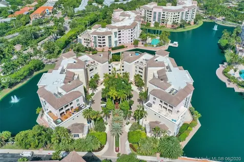739 Crandon Boulevard Key Biscayne FL 33149