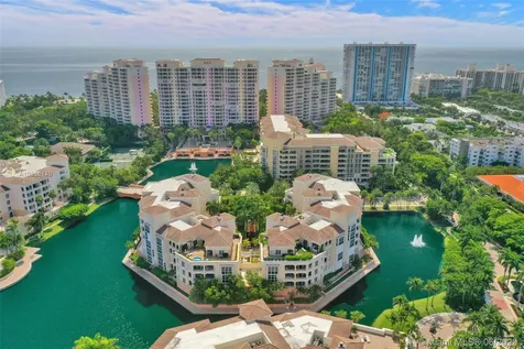 739 Crandon Boulevard Key Biscayne FL 33149