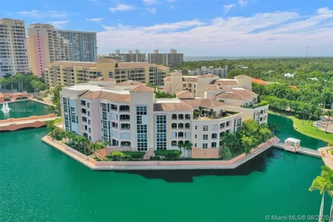739 Crandon Boulevard Key Biscayne FL 33149