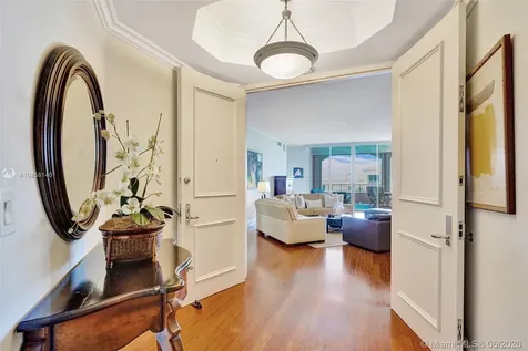 739 Crandon Boulevard Key Biscayne FL 33149