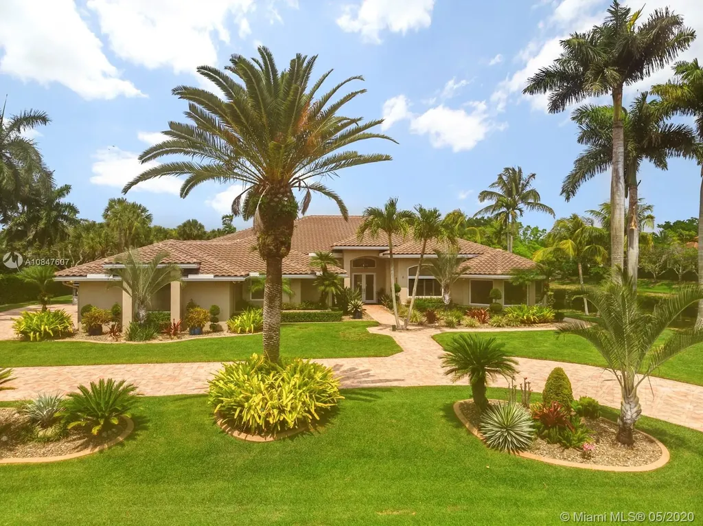 3605 Park Court Weston FL 33332