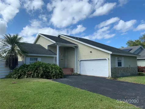 14021 SW 150th Terrace Miami FL 33186